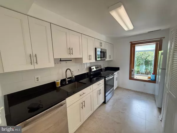 Bryn Mawr, PA 19010,922 MONTGOMERY AVE