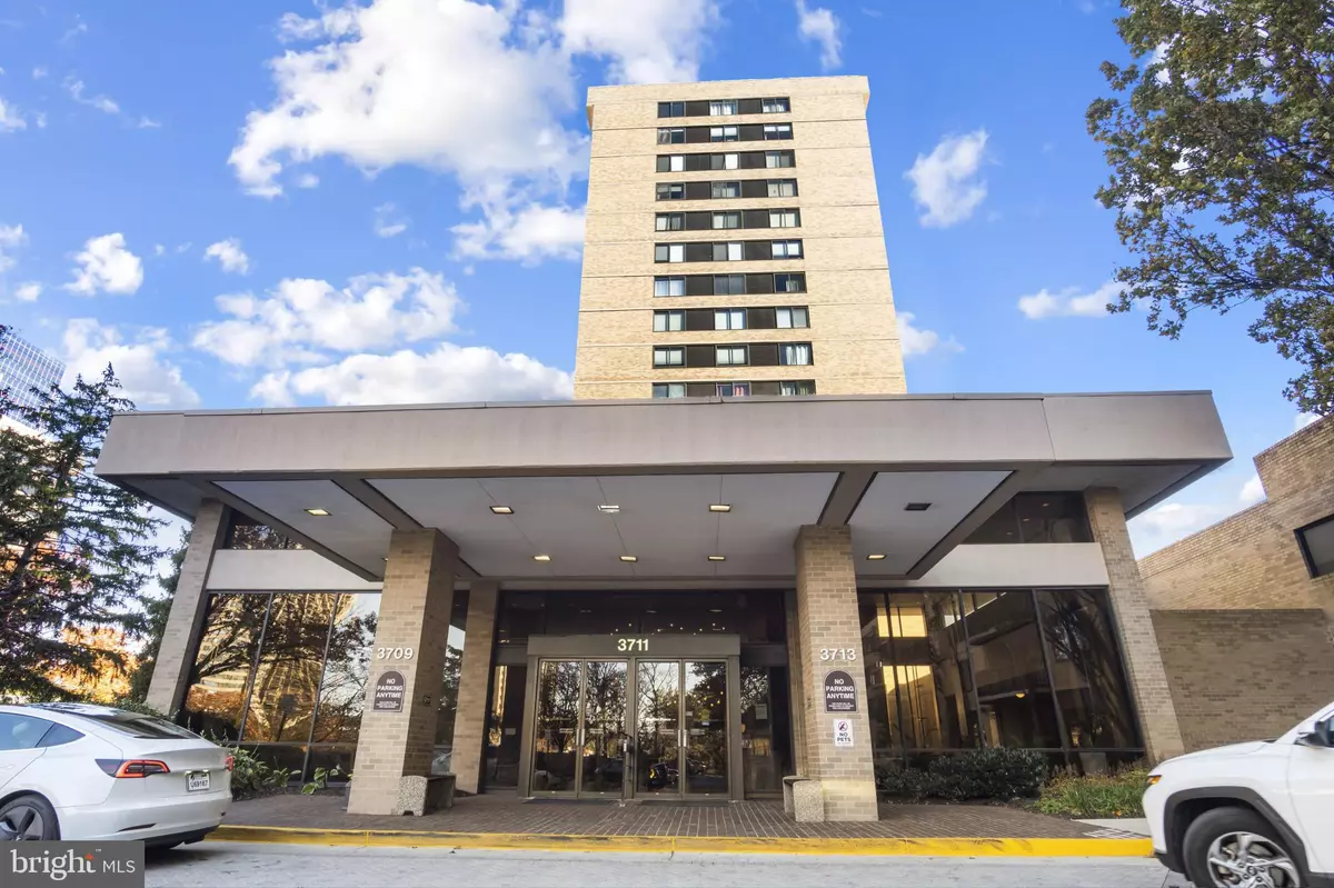 Falls Church, VA 22041,3709 S GEORGE MASON DR #613 E