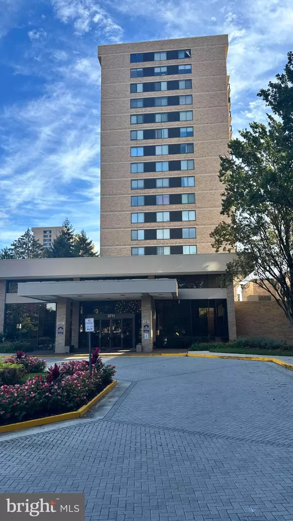 3709 S GEORGE MASON DR #613 E, Falls Church, VA 22041