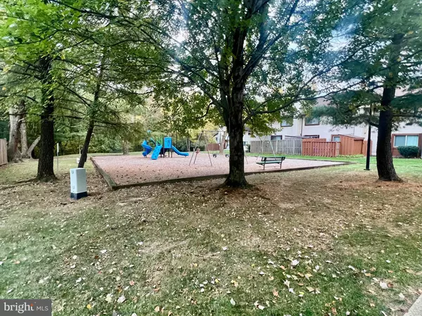 Laurel, MD 20707,7619 WOODBINE DR