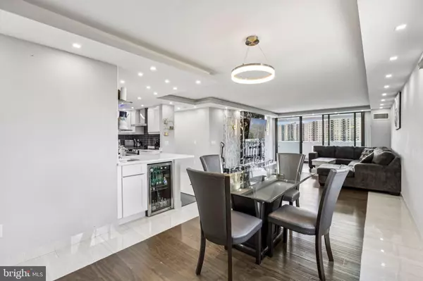 Alexandria, VA 22304,6101 EDSALL RD #1502