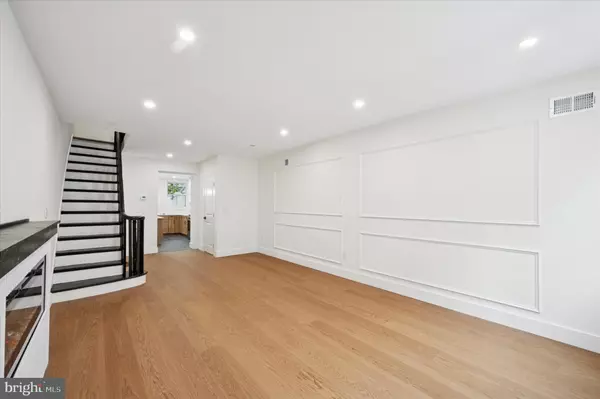 Philadelphia, PA 19146,1528 MANTON ST