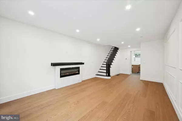 Philadelphia, PA 19146,1528 MANTON ST