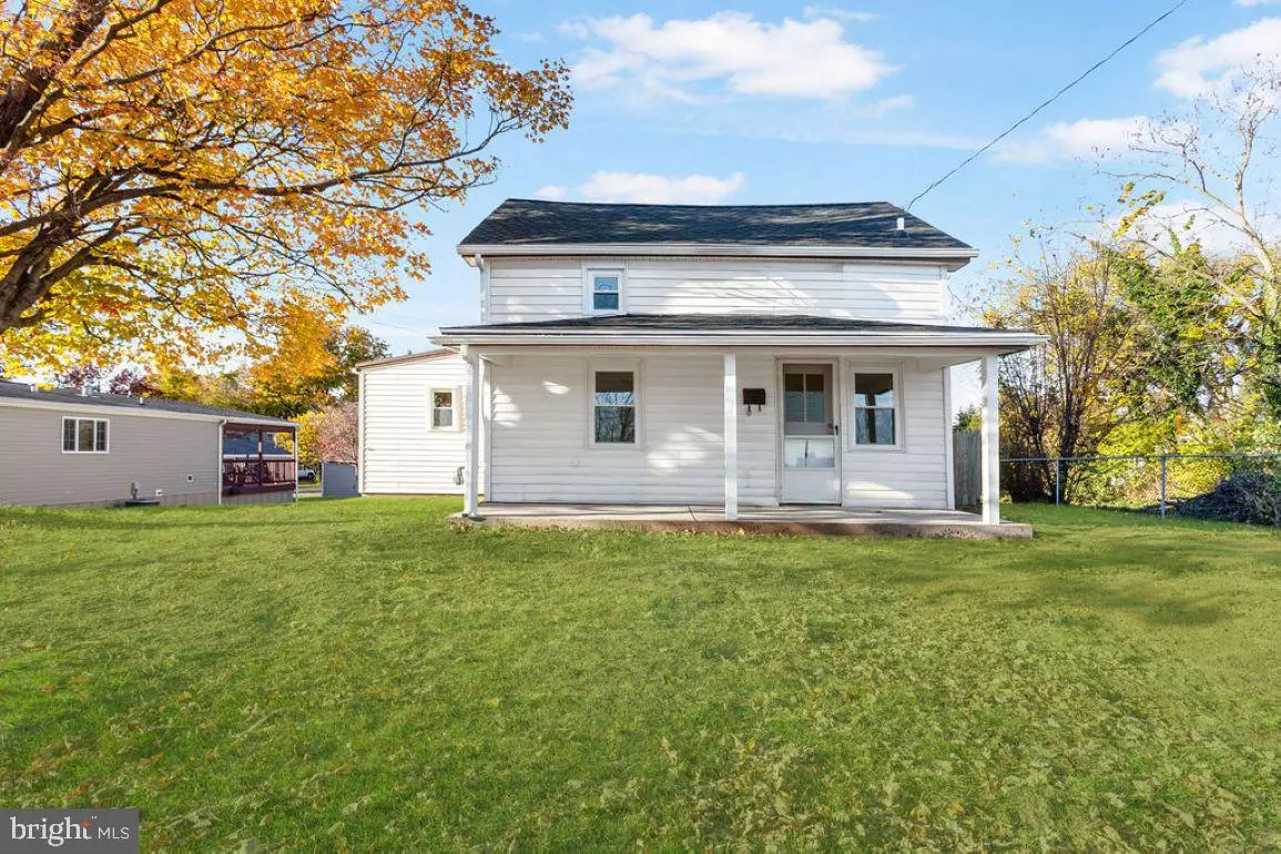 Abbottstown, PA 17301,304 W HIGH ST