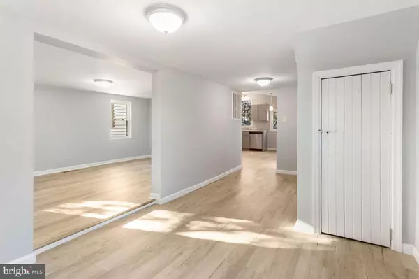 Abbottstown, PA 17301,304 W HIGH ST