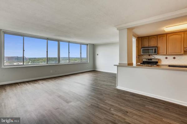 Rockville, MD 20852,11801 ROCKVILLE PIKE #1113