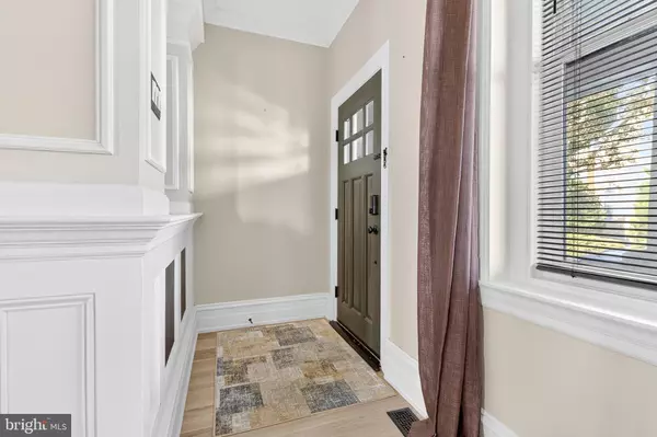 Lancaster, PA 17602,970 E ORANGE ST