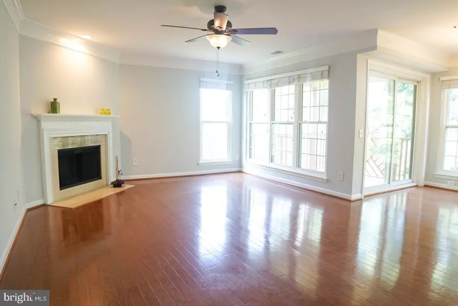 2816 EMMA LEE ST #301, Falls Church, VA 22042
