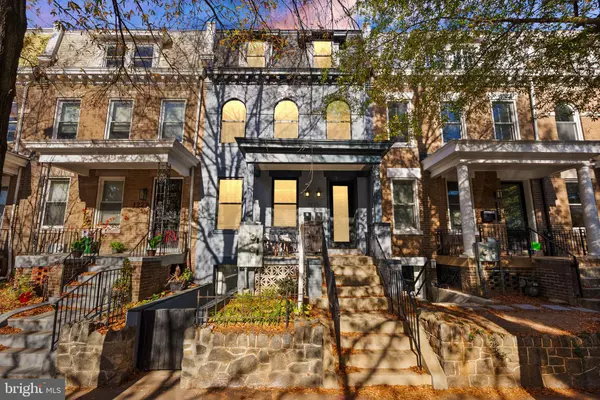 1225 PARK RD NW #1, Washington, DC 20010