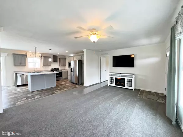 Kearneysville, WV 25430,35 FOX CHASE CT