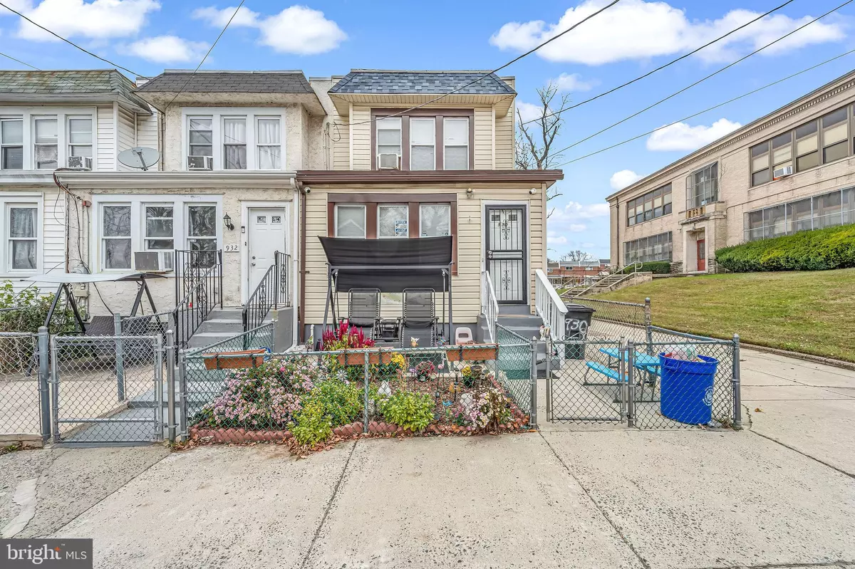 Camden, NJ 08105,930 N 32ND ST