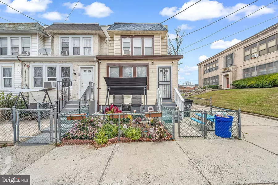 930 N 32ND ST, Camden, NJ 08105