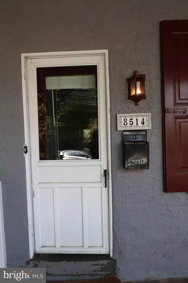 Philadelphia, PA 19118,8514 SHAWNEE ST