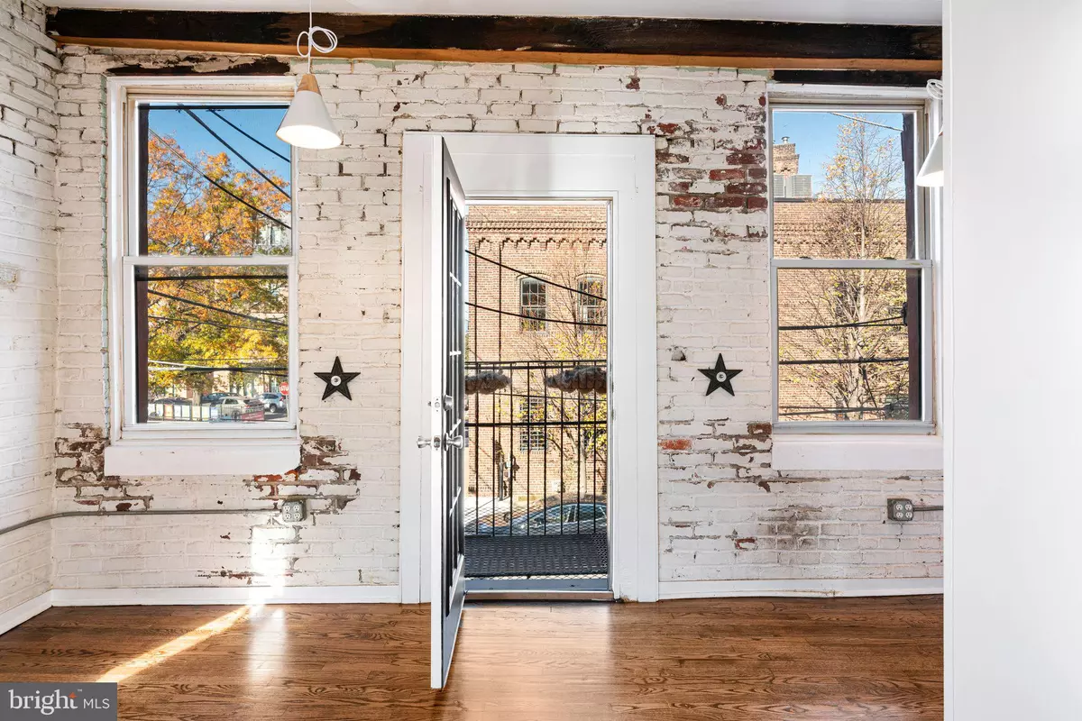 Philadelphia, PA 19122,116 TURNER ST