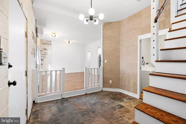 Philadelphia, PA 19122,116 TURNER ST