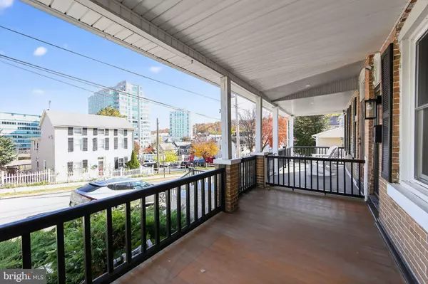 Conshohocken, PA 19428,17 MERION AVE