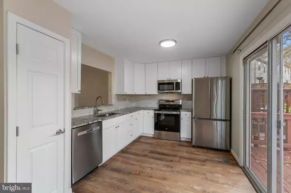 Germantown, MD 20874,4 WATERSIDE CT