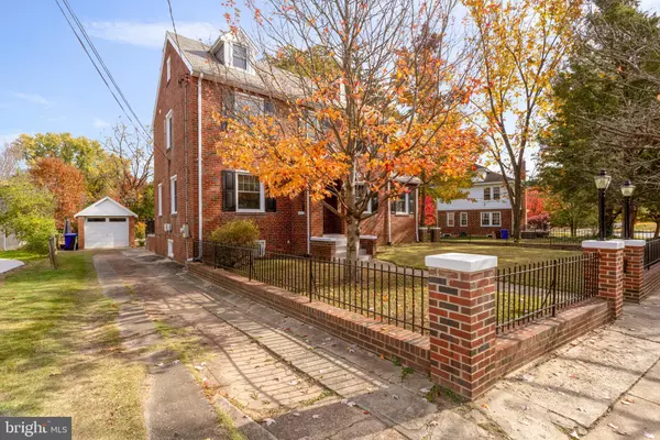 Hyattsville, MD 20782,6403 40TH AVE