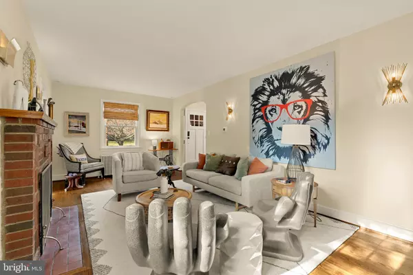 Hyattsville, MD 20782,6403 40TH AVE