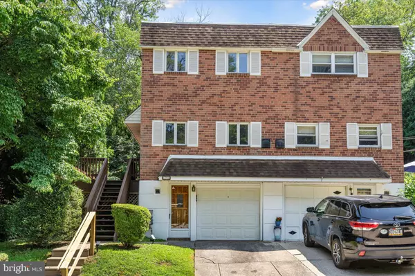 626 GORGAS LN, Philadelphia, PA 19128