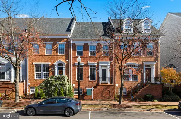 120 CAMERON STATION BLVD, Alexandria, VA 22304