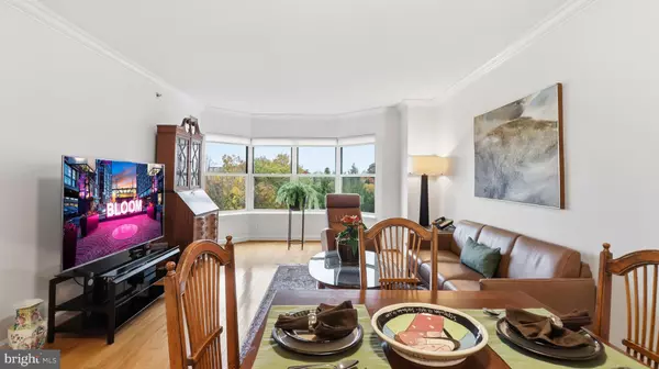 9707 OLD GEORGETOWN RD #2411, Bethesda, MD 20814