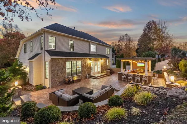 Fairfax, VA 22030,12882 CROUCH DR