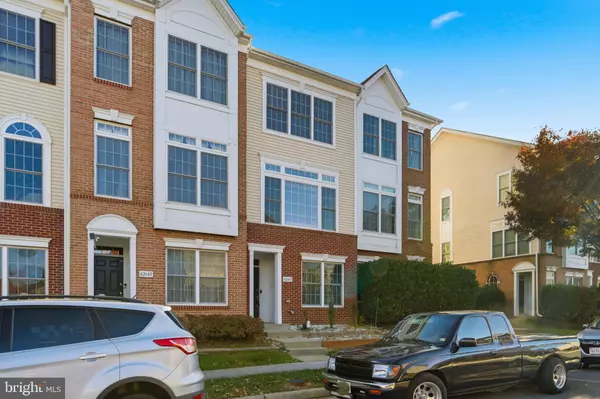 Chantilly, VA 20152,42643 HOMEFRONT TER