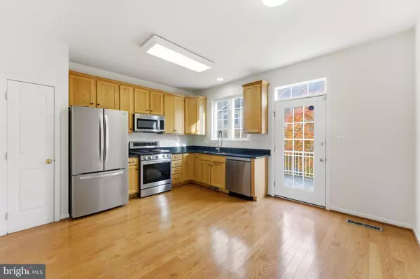 Chantilly, VA 20152,42643 HOMEFRONT TER