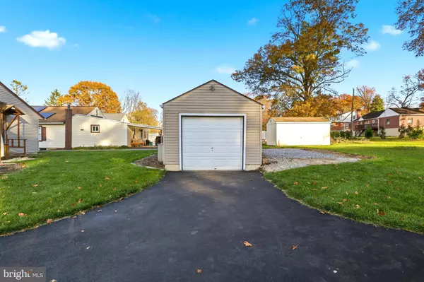 Mount Joy, PA 17552,9 PINE ST