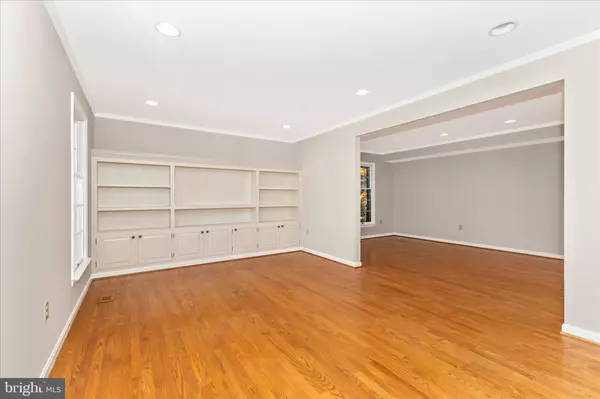 Walkersville, MD 21793,302 HOLLEYBROOKE CT