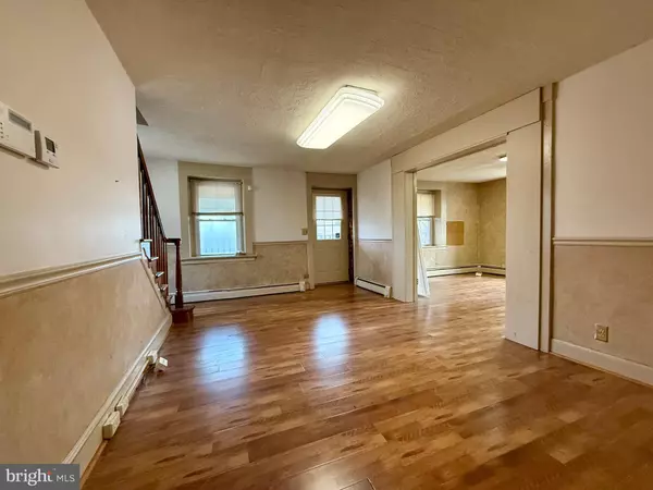 Colmar, PA 18915,276 COUNTY LINE RD