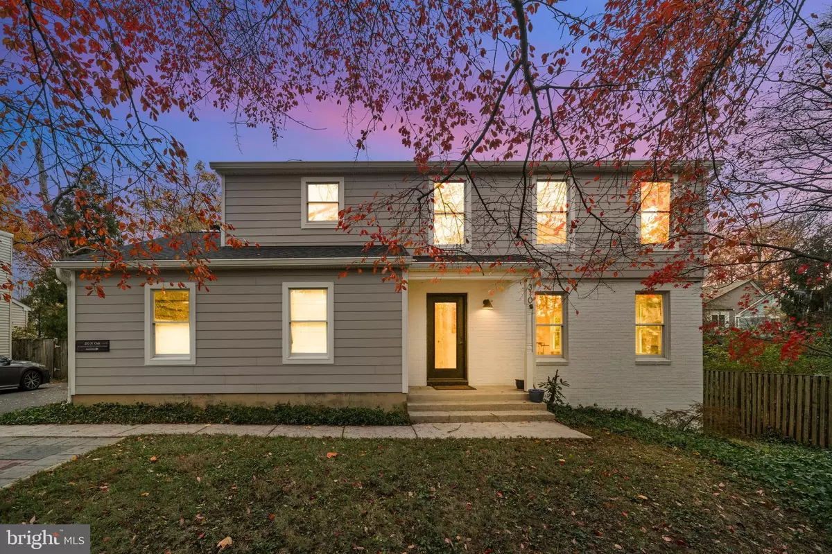 Falls Church, VA 22046,310 N OAK ST