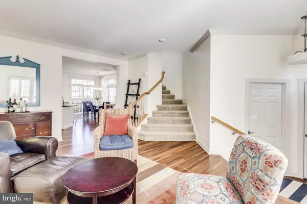 Alexandria, VA 22304,901 HARRISON CIR