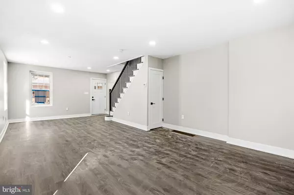 Philadelphia, PA 19128,449 DELMAR ST