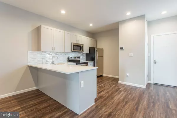 Philadelphia, PA 19122,1917 N 7TH ST #3R