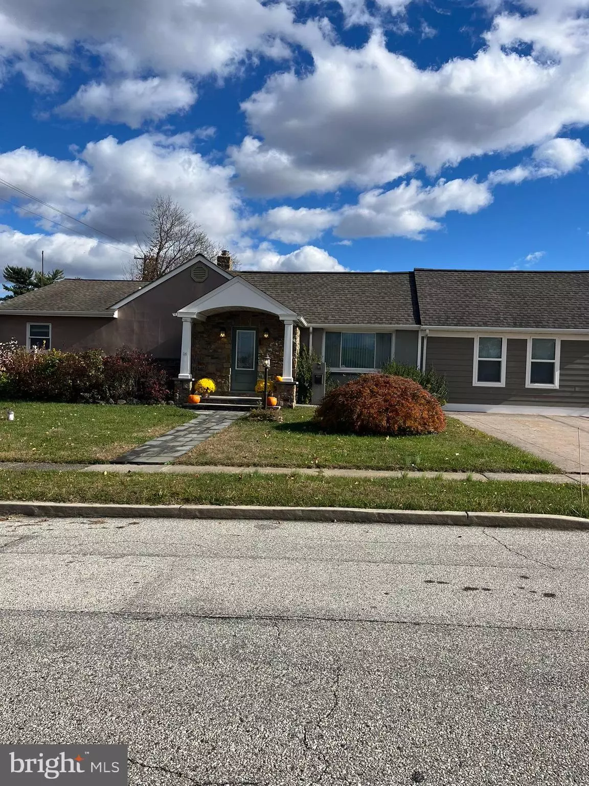 Broomall, PA 19008,14 FRANKLIN GETZ DR