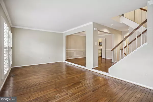 Alexandria, VA 22311,5134 HERITAGE LN