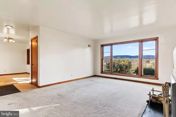 Harrisburg, PA 17110,2228 GOOSE VALLEY RD