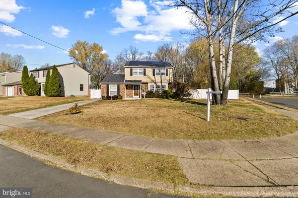 Blackwood, NJ 08012,713 LINDA AVE