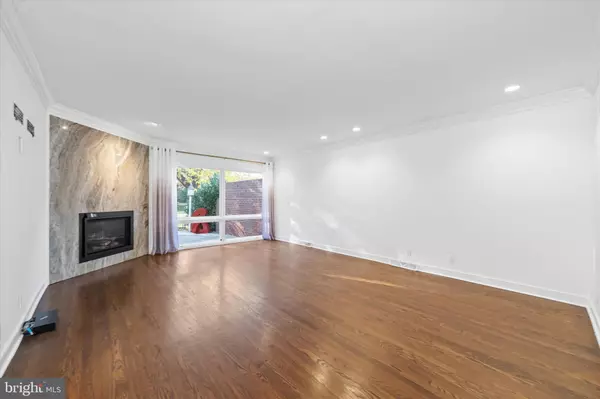 Wilmington, DE 19807,1005 BARLEY DR