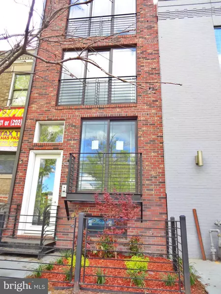 1311 PENNSYLVANIA AVE SE #B, Washington, DC 20003