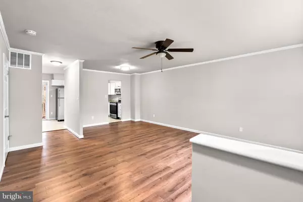 Glen Burnie, MD 21061,314 WOODLEAF CT