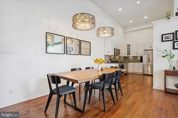 Philadelphia, PA 19147,246 FITZWATER ST #10