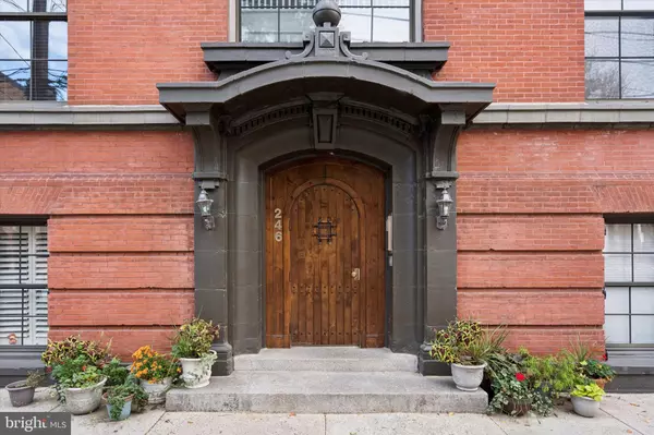 Philadelphia, PA 19147,246 FITZWATER ST #10