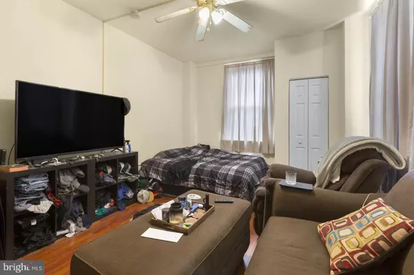 Philadelphia, PA 19107,1324 LOCUST ST #1419