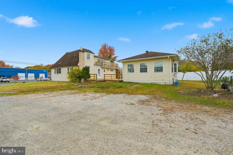 2843 OGLETOWN RD, Newark, DE 19713