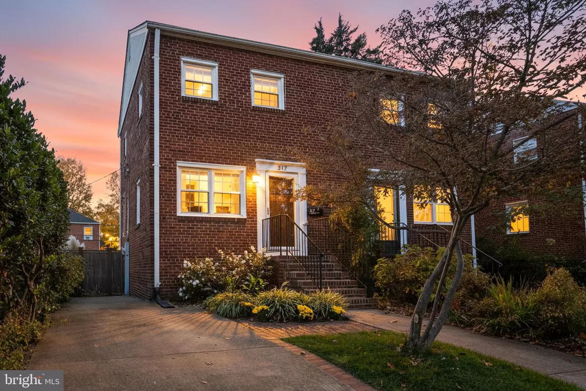 Alexandria, VA 22301,317 E OAK ST