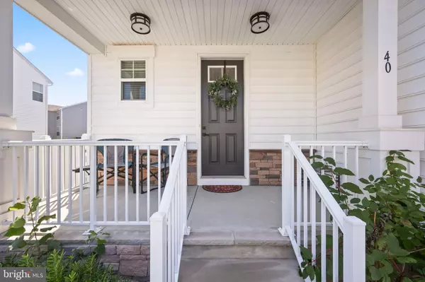 Old Bridge, NJ 08857,40 GAZANIA DR