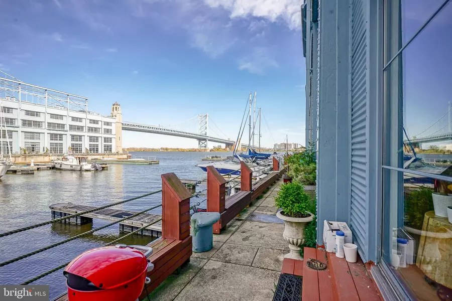 3 N COLUMBUS BLVD #111, Philadelphia, PA 19106